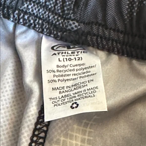 CAT & JACK, ATHLETIC WORKS BOYS BUNDLE OF 5 SHIRTS/SHORTS IN SZ L (8-10)…NICE! - Picture 4 of 10